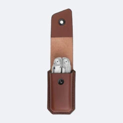 Étui Cuir Tanné Végétal Taille Moyenne - AINSWORTH Pour Pince LEATHERMAN -Matériel De Pêche etui cuir tanne vegetal taille moyenne ainsworth pour pince leatherman 2